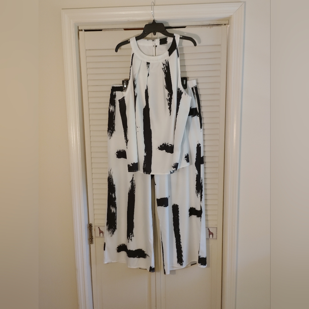 3 Pc Set**Stylish Black and White Women's Outfit Set - Picture 7 of 13